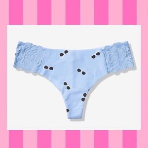 🕶Victoria’s Secret Pink Lace Trim No-Show Thong
